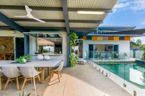 'The Lily Pad' Parap Poolside Luxury with Studio